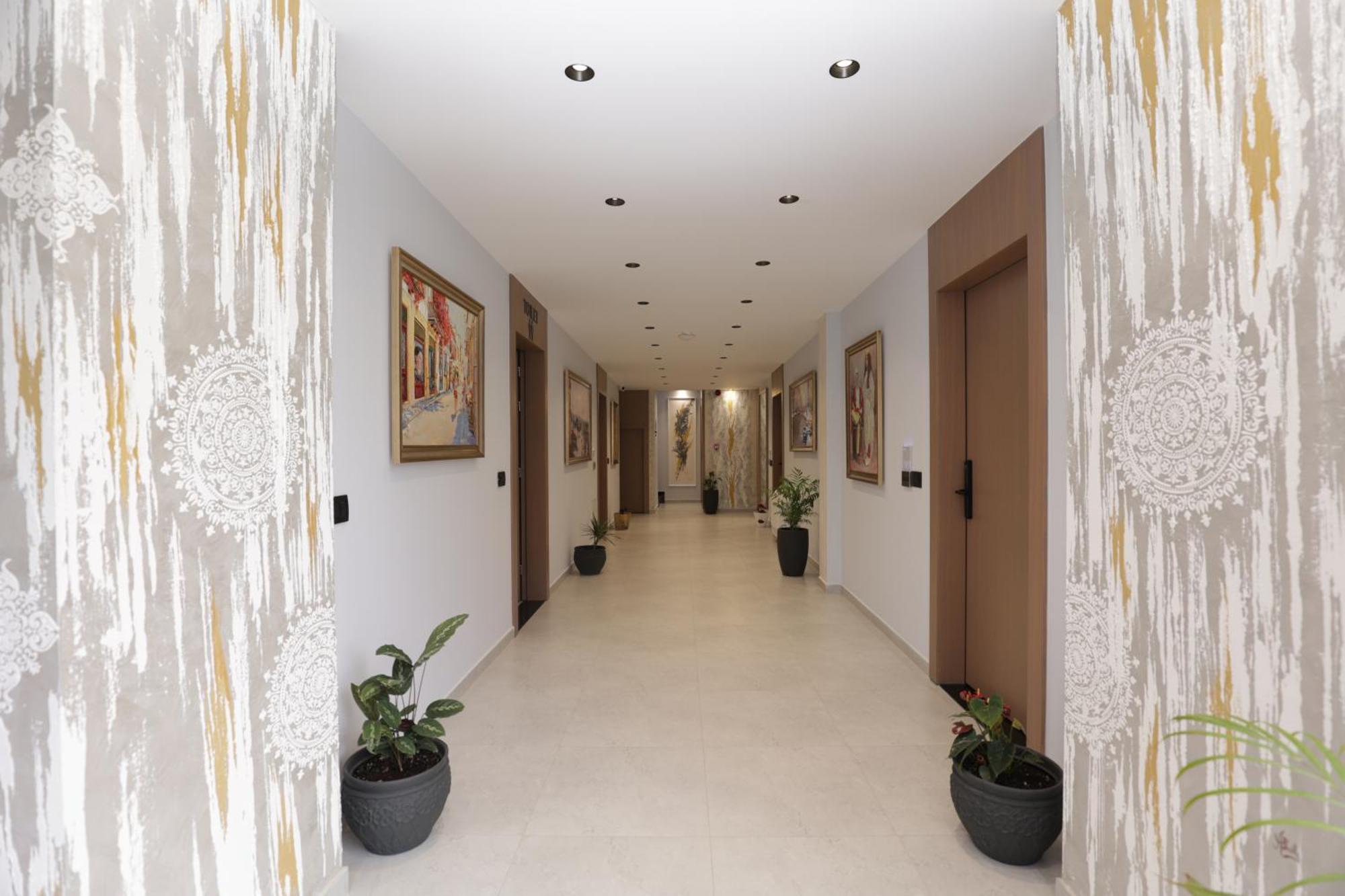 Residence Inn Hotel ティラナ エクステリア 写真