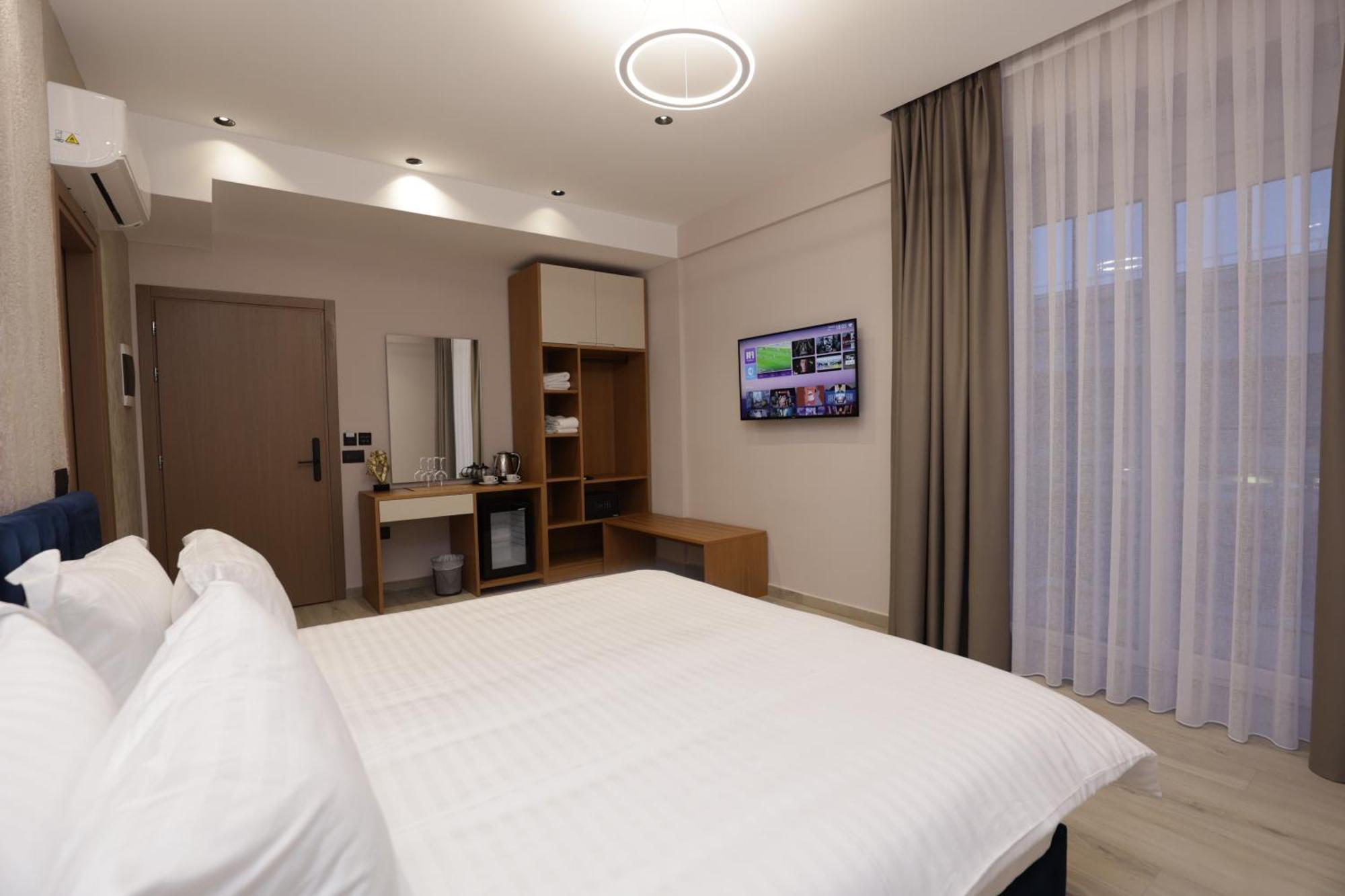Residence Inn Hotel ティラナ エクステリア 写真